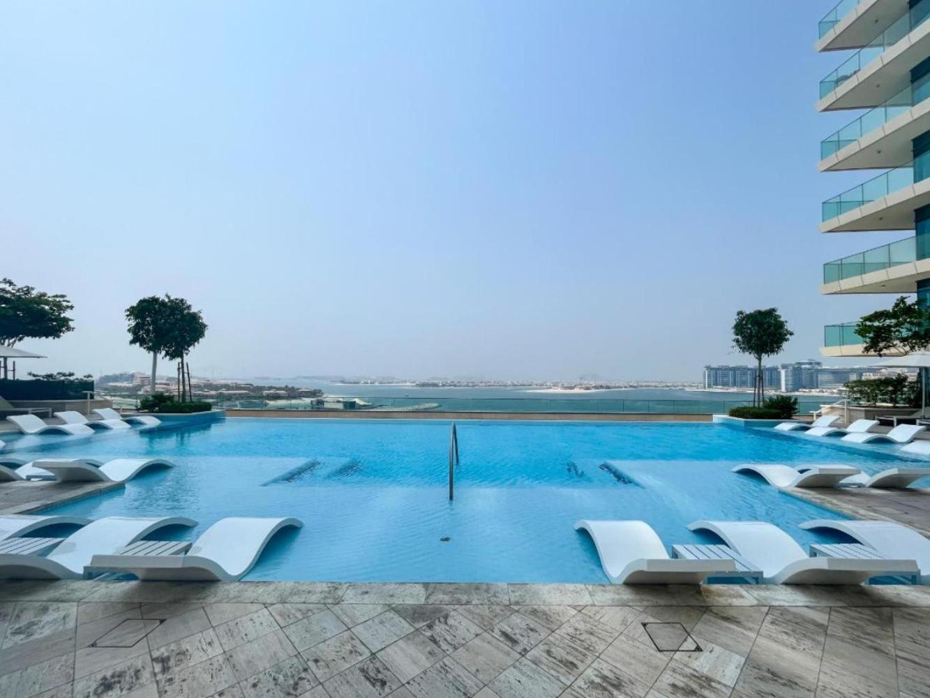 Homesgetaway-luxury 2br In Vista Tower 2 * Dubai