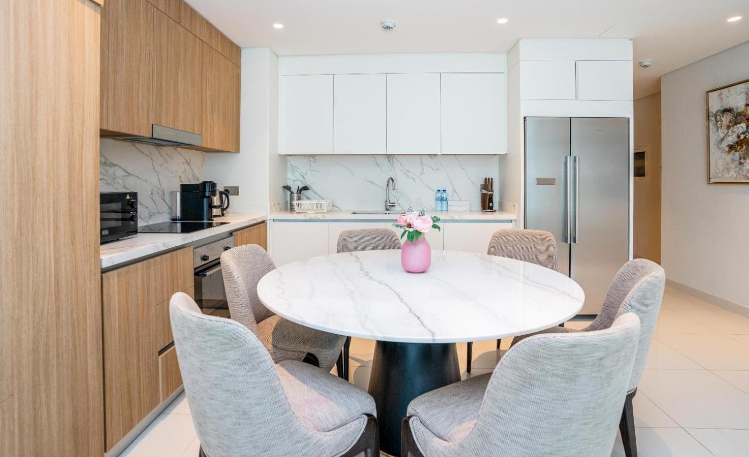 Homesgetaway-luxury 2br In Vista Tower 2